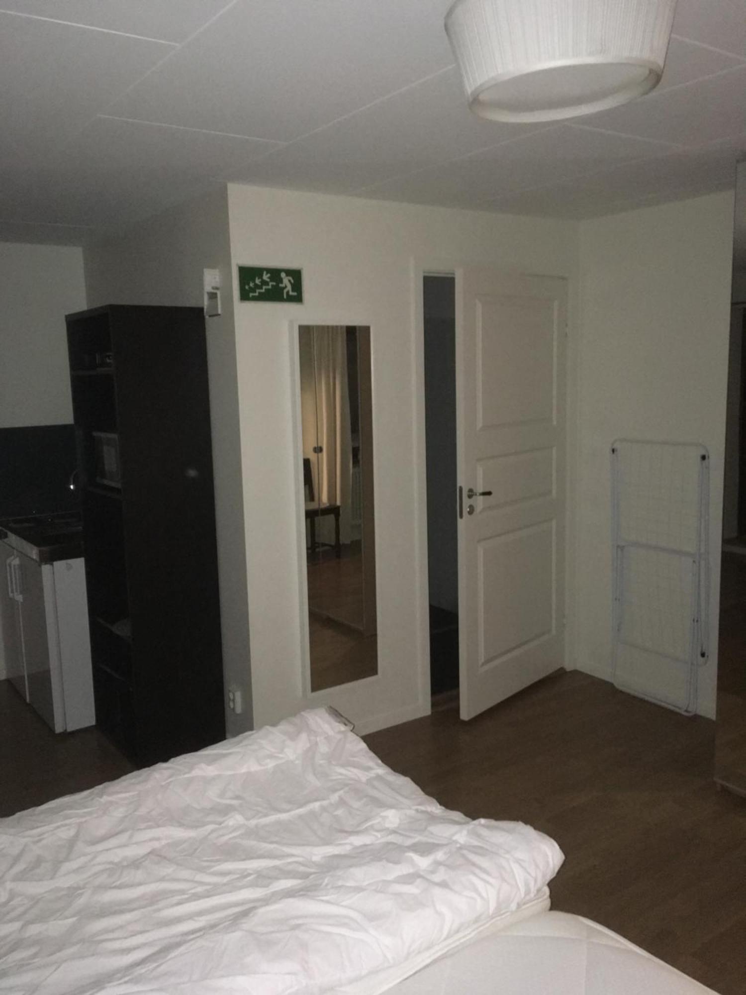 Trollhaettans Bed And Breakfast מראה חיצוני תמונה